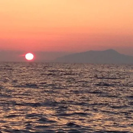 Con Piscina Con 8 Matrimoniali Ad Anacapri, By La Canostra Capri ヴィラ アナカプリ