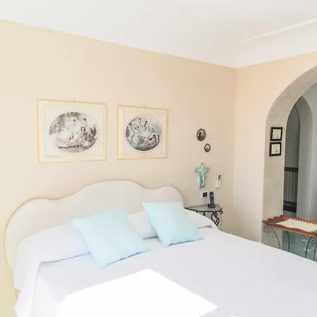 ヴィラ Con Piscina Con 8 Matrimoniali Ad Anacapri, By La Canostra Capri