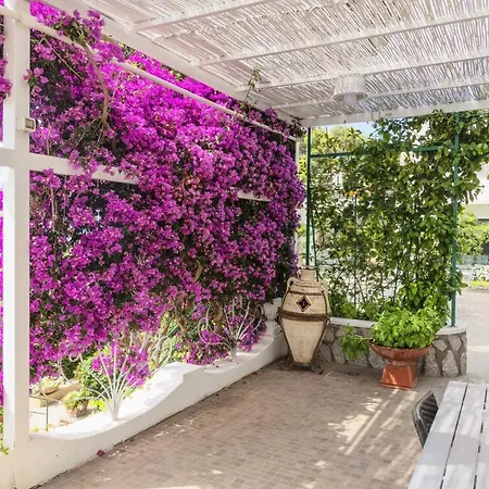 Villa Con Piscina Con 8 Camere Matrimoniali Ad Anacapri, By La Canostra Capri Anacapri (Isola di Capri)