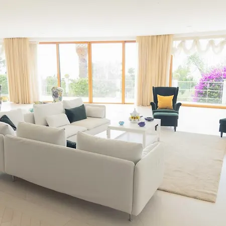 Villa Con Piscina Con 8 Matrimoniali Ad Anacapri, By La Canostra Capri