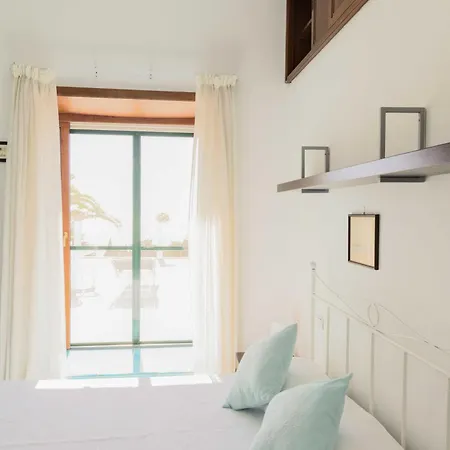 Villa Con Piscina Con 8 Matrimoniali Ad Anacapri, By La Canostra Capri *