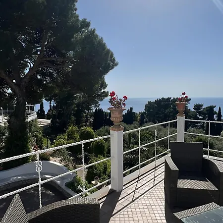 Villa Con Piscina Con 8 Camere Matrimoniali Ad Anacapri, By La Canostra Capri * Anacapri (Isola di Capri)