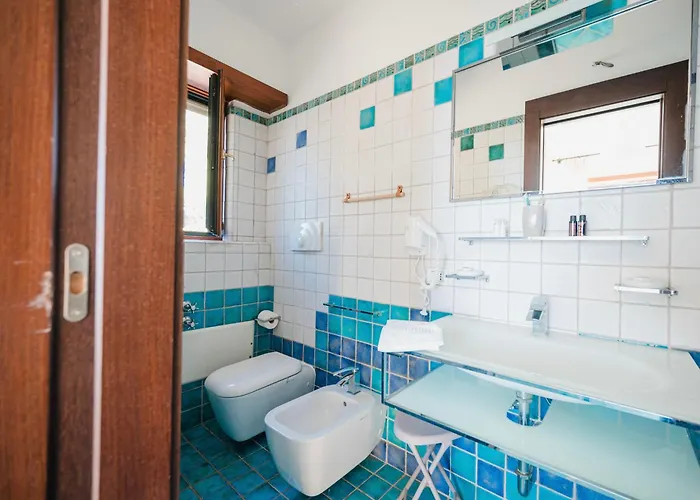 Villa Con Piscina Con 8 Matrimoniali Ad Anacapri, By La Canostra Capri *